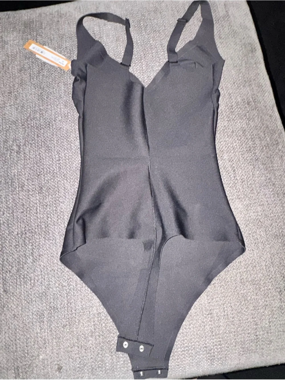 NWT SKIMS BODY CS PLUNGE BODYSUIT SZ S